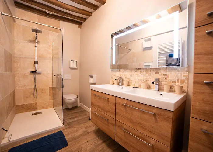 Ferme De La Tour Nyaraló Saint-Pierre-Canivet